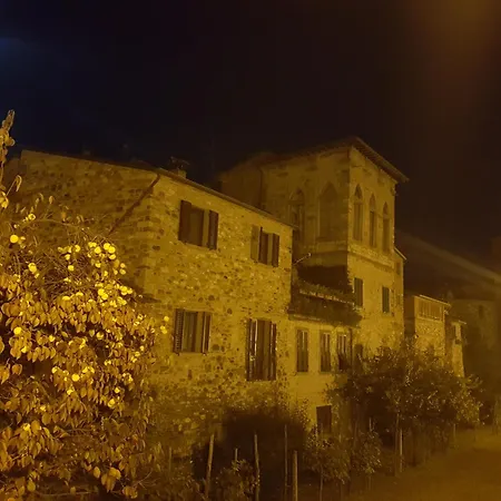 בית הארחה La Torre Di Pieve *